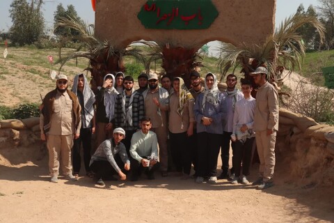 تصاویر/ بازدید طلاب مدرسه علمیه امام خامنه ای ارومیه در یادمان های دوکوهه و فتح المبین