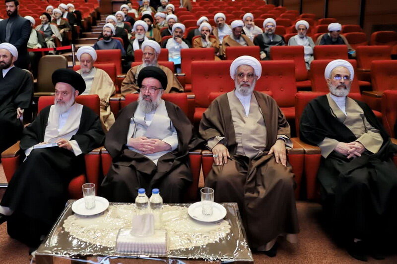 دهمین اجلاس منطقه ای منطقهای جامعه مدرسین حوزه آغاز شد