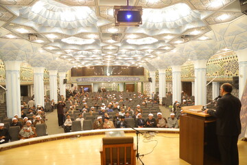 تصاویر / گردهمایی طلاب و روحانیون کرمانشاهی حوزه علمیه قم