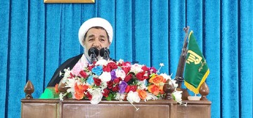 مسئولان به داد قشر جوان برسند