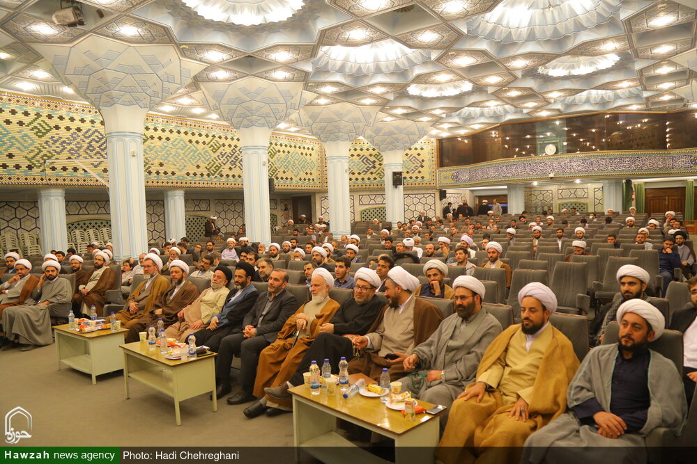 گزارشی از گردهمایی طلاب و فضلای کرمانشاهی مقیم قم با مسئولان استانی