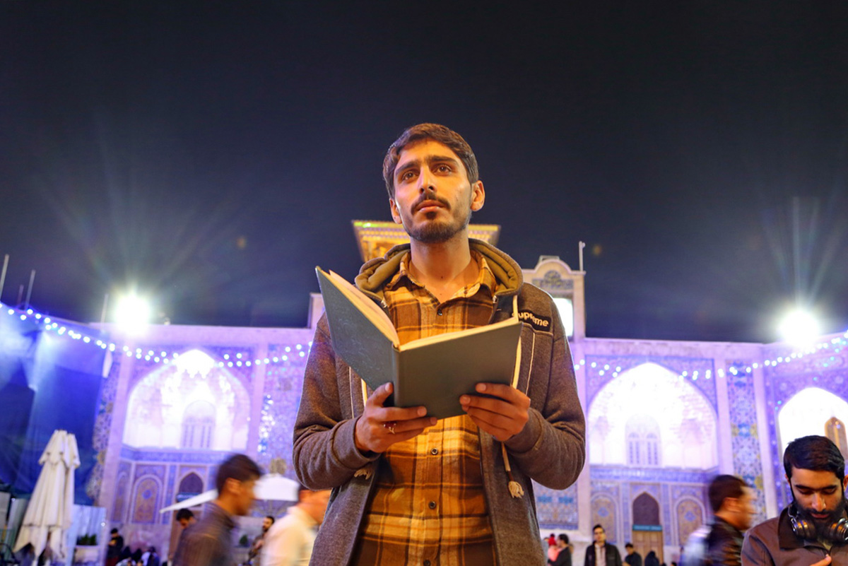 Photo/ Atmosphere of Lady Masuma Holy Shrine at Night of Ali Akbar Birth Anniversary