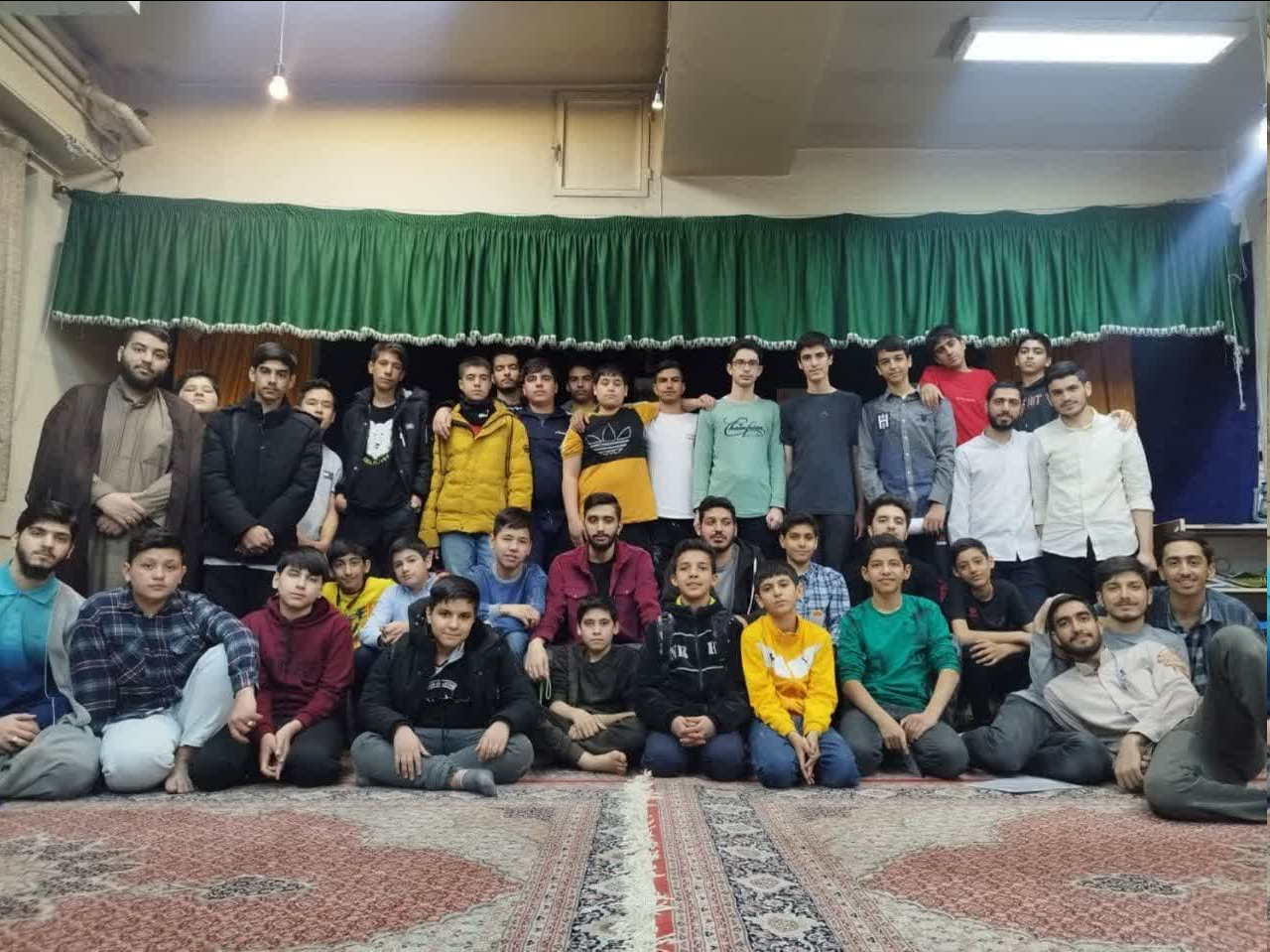 شبی در حوزه | دانش آموزان شهر ری با محیط و سبک زندگی طلبگی آشنا شدند