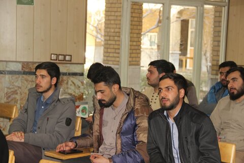 تصاویر / گردهمایی مسئولین دارالقرآن استانهای قزوین -زنجان گیلان والبرز به میزبانی حوزه علمیه قزوین