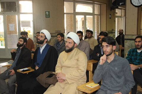 تصاویر / گردهمایی مسئولین دارالقرآن استانهای قزوین -زنجان گیلان والبرز به میزبانی حوزه علمیه قزوین