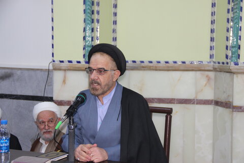 تصاویر / حضور مدیر حوزه علمیه استان قزوین در جمع روحانیون وطلاب قزوینی مقیم استان قم
