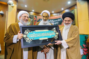 تصاویر / چهارمین همایش کتاب سال حکومت اسلامی