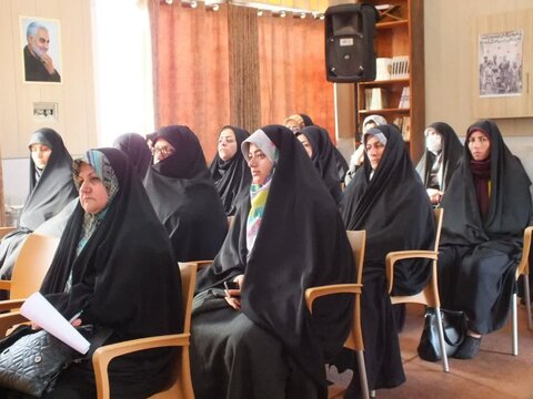 تصاویر / جلسه اولیاء و مربیان با حضور خانواده طلاب و کادر و اساتید حوزه علمیه شیخ الاسلام قزوین