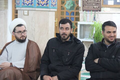 تصاویر / نشست مدیر حوزه علمیه استان قزوین با روحانیون وطلاب شهر اقبالیه