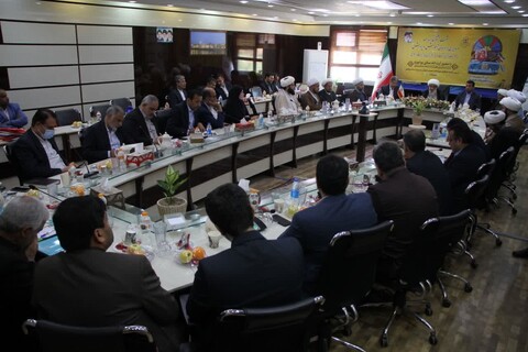 نشست مشترک ائمه جمعه و مدیران و رؤسای آموزش و پرورش استان بوشهر