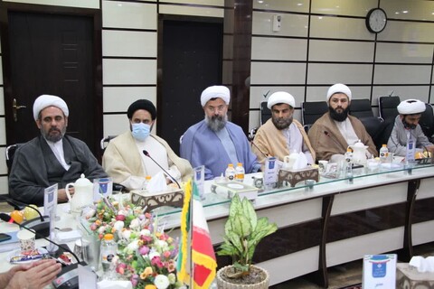 نشست مشترک ائمه جمعه و مدیران و رؤسای آموزش و پرورش استان بوشهر