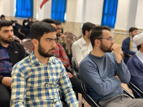 تصاویر / تجلیل از خانواده اساتید وطلاب مدرسه علمیه شهید مصطفی خمینی (ره) تاکستان