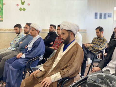 تصاویر / تجلیل از خانواده اساتید وطلاب مدرسه علمیه شهید مصطفی خمینی (ره) تاکستان