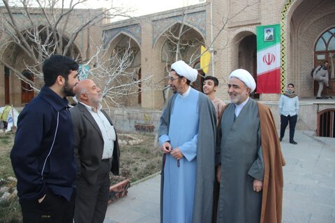 تصاویر / اعزام طلاب مدارس علمیه استان قزوین به اردوی فرهنگی راهیان نور