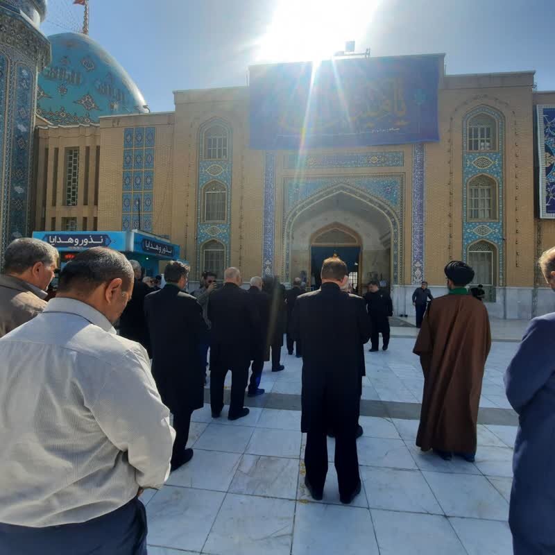 استقبال از خادمان امام رضا (ع) در مسجد مقدس جمکران