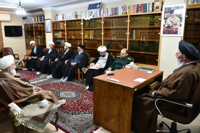 روحانیت شیعه همیشه پیشتاز حرکات ضداستعماری و استکباری بوده است