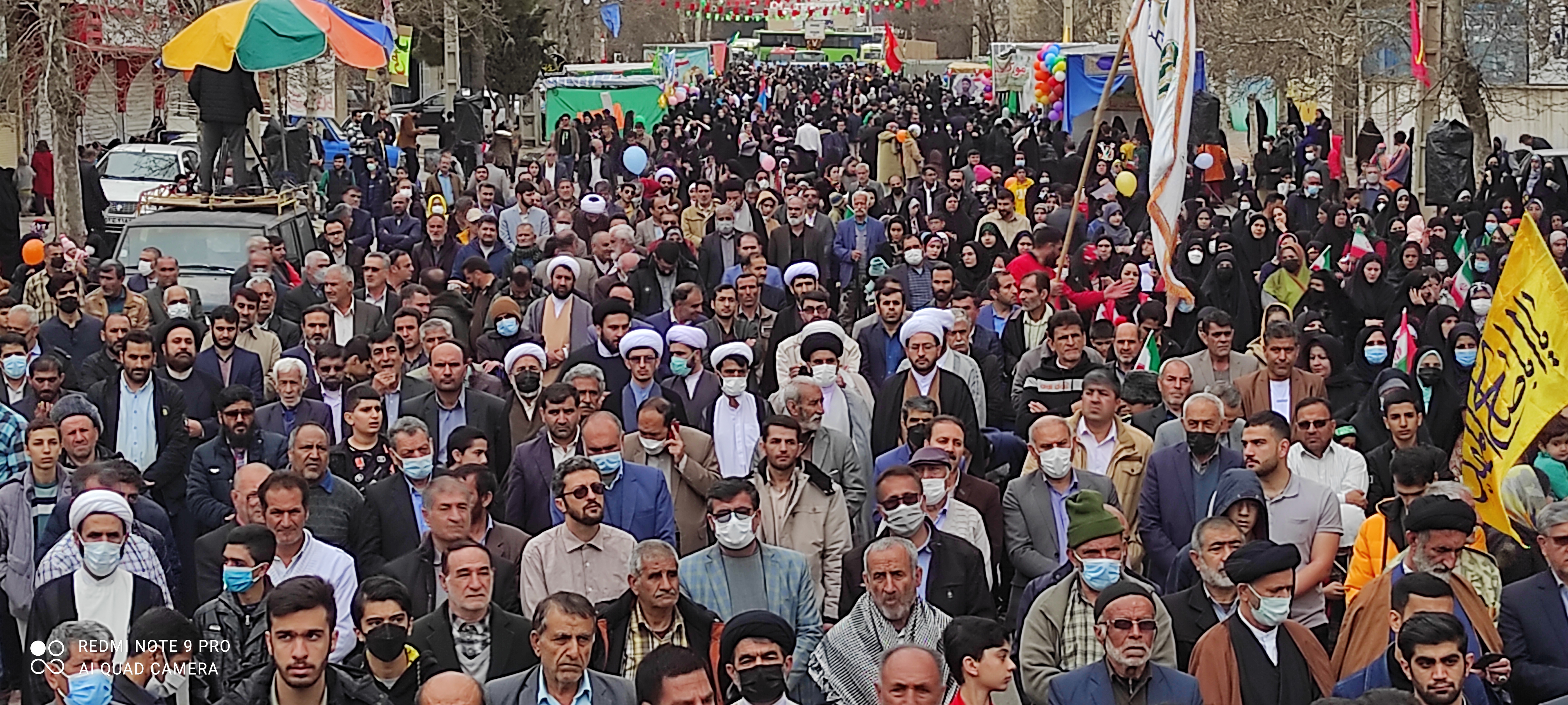 تصاویر|  جشن منتظران ظهور منجی در یاسوج