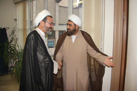 تصاویر / دیدار معاون تبلیغ وامور فرهنگی حوزه های علمیه کشور با مدیر حوزه علمیه قزوین