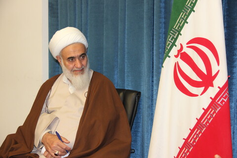 تصاویر / دیدار معاون تبلیغ و امور فرهنگی حوزه های علمیه کشور با امام جمعه قزوین