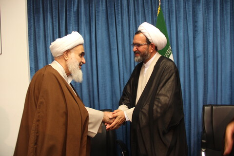 تصاویر / دیدار معاون تبلیغ و امور فرهنگی حوزه های علمیه کشور با امام جمعه قزوین