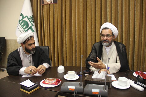 تصاویر/ جلسه معاون تبلیغ و امور فرهنگی حوزه های علمیه با معاونان تیلیغ شهرستان قزوین