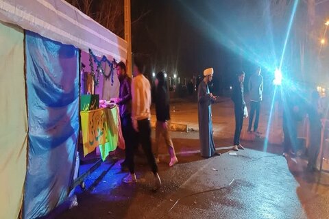 تصاویر/ جشن نیمه شعبان توسط طلاب جهادی مدرسه علمیه امام خمینی(ره) شهر کرمانشاه