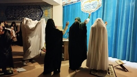 تصاویر/ اجرای نمایش ویژه ولادت حضرت مهدی (عج) در مدرسه علمیه الزهرا (س ) ارومیه