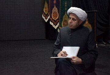 مرحوم دیانی به شدت اهل مطالعه و کارهای پژوهشی بود