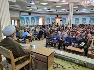 در جامعه مصرف گرا و راحت طلب، جا انداختن دینداری دشوار است/ اول فرهنگ؛ بعد دینداری و معنویت