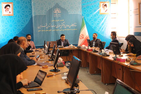 تصاویر / نشست مدیر کانون های فرهنگی وهنری مساجد قزوین با اصحاب رسانه استان قزوین