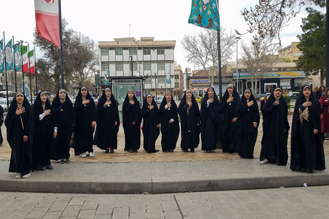 تصاویر/ برگزاری جشن نیکوکاری در میدان آزادی قزوین