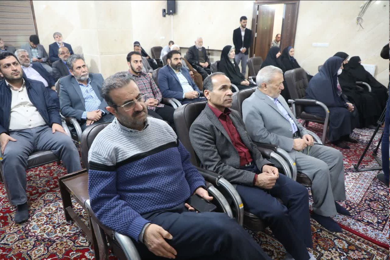 شهدا برندگان حقیقی تجارتخانه دنیا بودند