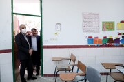 تصاویر/ بازدید وزیر آموزش و پرورش از مدارس فرسوده ابرکوه