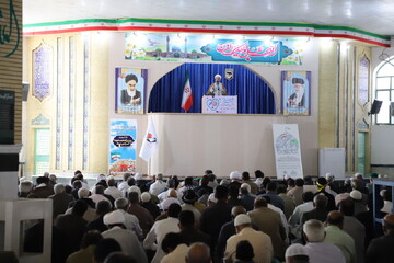 مسمویت سریالی دانش‌آموزان نمونه‌ای از جنگ ترکیبی دشمن/ برخی افراد در داخل حرف‌ها و اهداف دشمن را طوطی‌وار تکرار می‌کنند