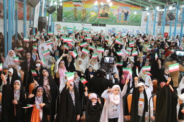 از ۱۸۰۰ فرزند ممتاز طلاب حوزه علمیه اصفهان تجلیل شد