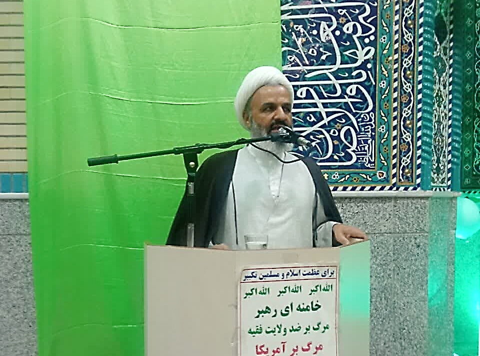 مردم طبس در دین و انقلاب سرآمدند / از جوانان غافل نشویم