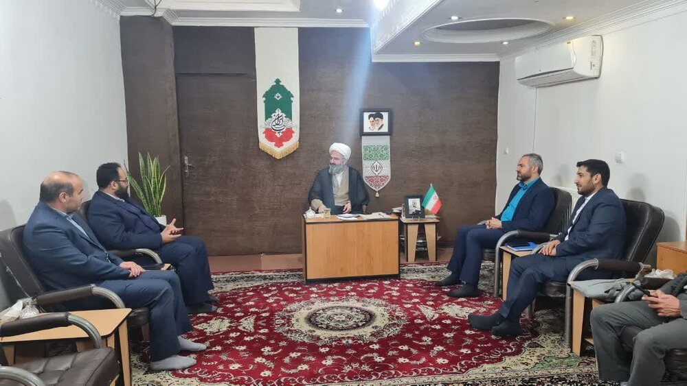 ورود استعدادها و نخبگان به عرصه‌های مختلف تسهیل شود