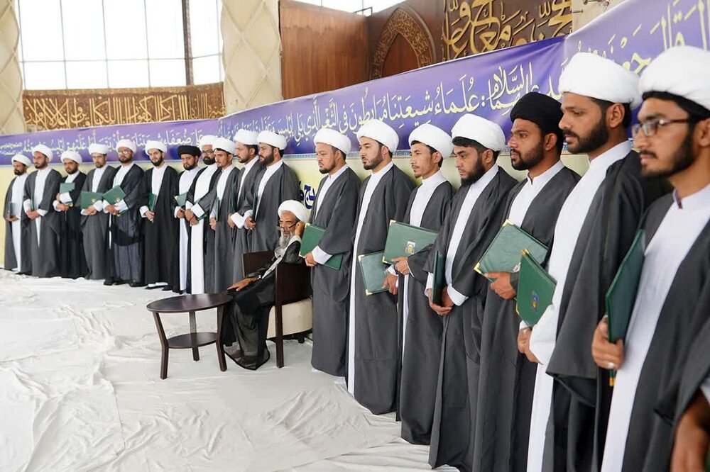 جامعۃ الکوثر اسلام آباد کا سالانہ اجلاس و طلاب کرام کی عمامہ گزاری