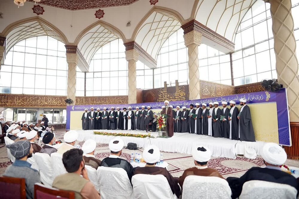 جامعۃ الکوثر اسلام آباد کا سالانہ اجلاس و طلاب کرام کی عمامہ گزاری