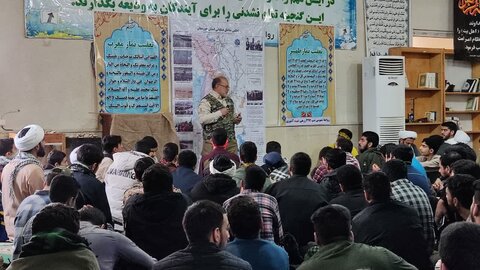 تصاویر / حضور طلاب مدارس علمیه استان قزوین در یادمان چزابه -عکس -ابوالفضل قاسمی