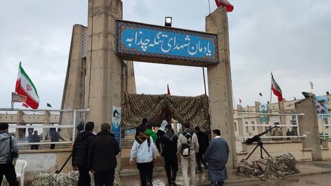 تصاویر / حضور طلاب مدارس علمیه استان قزوین در یادمان چزابه -عکس -ابوالفضل قاسمی