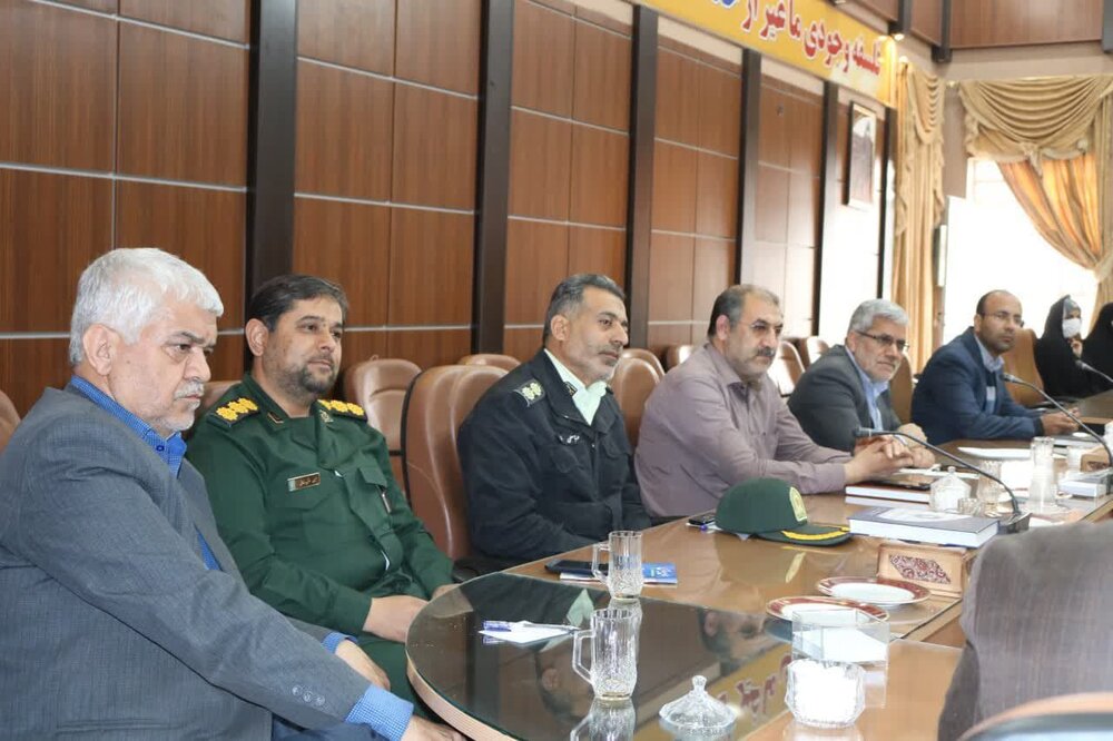 ثبت تاریخ دریافت نامه امام خامنه ای به دانش آموزان اشکذری در تقویم فرهنگی + عکس