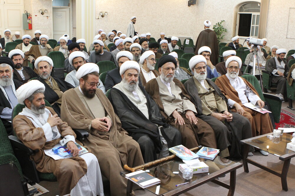 از انتقادات سازنده استقبال می کنیم