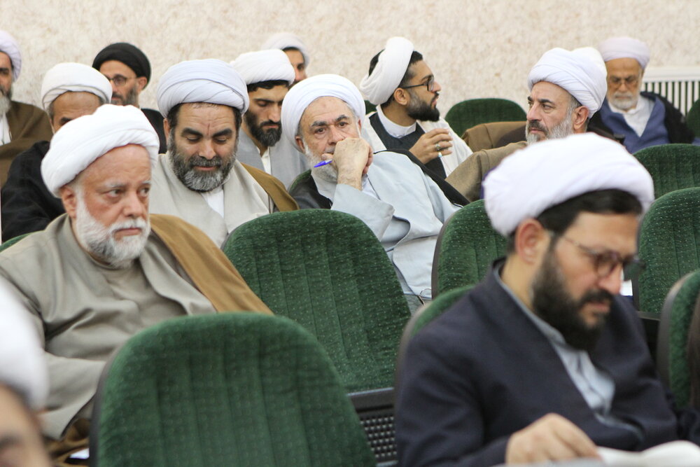 از انتقادات سازنده استقبال می کنیم