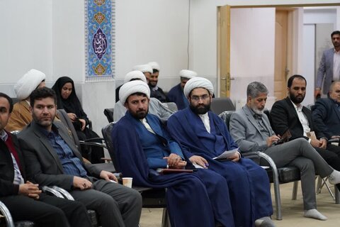 تصاویر جلسه ستاد ساماندهی شئون مناسبت‌های مذهبی در لرستان