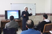 دوره کاربردی آموزش پژوهشگری در حوزه علمیه کرمانشاه برگزار شد