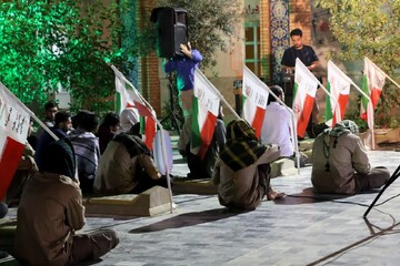 تصاویر/ مناجات زائران و خادمان الشهدا در یادمان شهدای هویزه