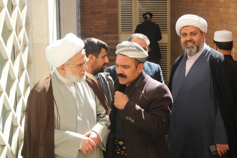 تصاویر/همایش طلایه داران تبلیغ با حضور روحانیون اهل سنت و اهل تشیع کردستان