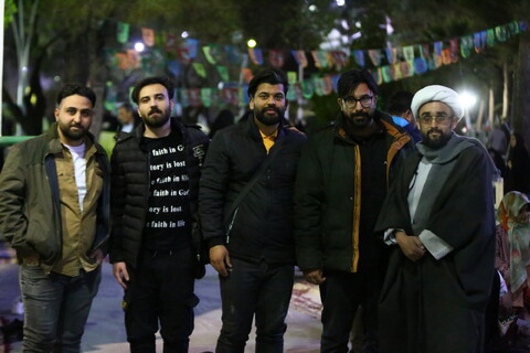 مراسم سال تحویل ۱۴۰۲ در گلستان شهدای اصفهان