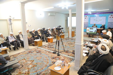 فیلم | نشست چگونگی رؤیت هلال ماه رمضان  ۱۴۴۴